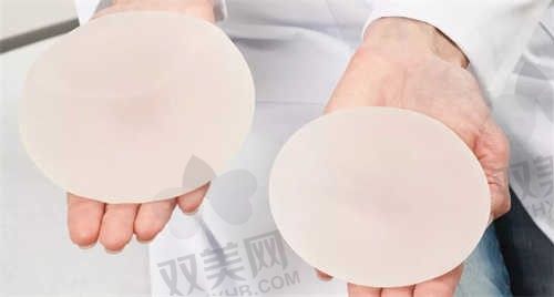 深圳南雅整形刘富增做花苞提胸术价格12800元起，地址电话预约都在这！