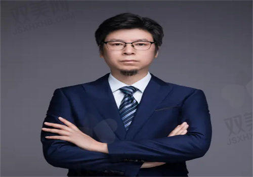 成都画美医疗美容医院黄元利医生高难度眼修复项目价格表