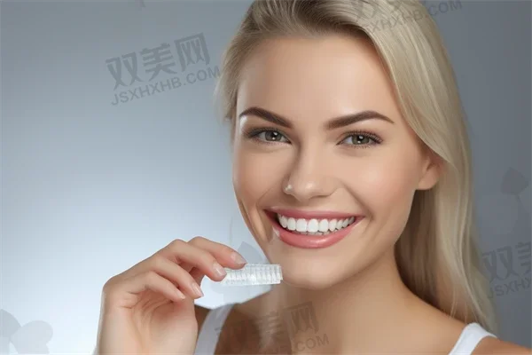 种植牙后的注意事项