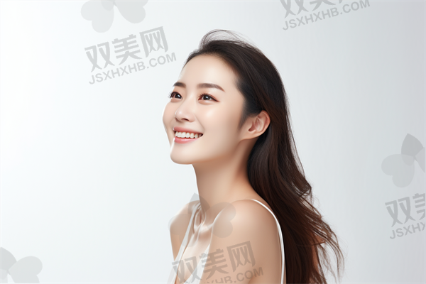 割眼袋术后何时可以洗澡